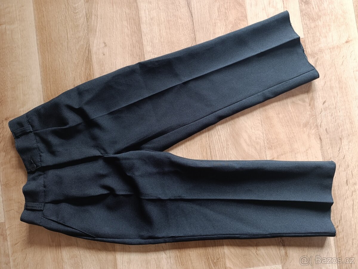 Chlapecké společenské kalhoty a vesta 104 - 3