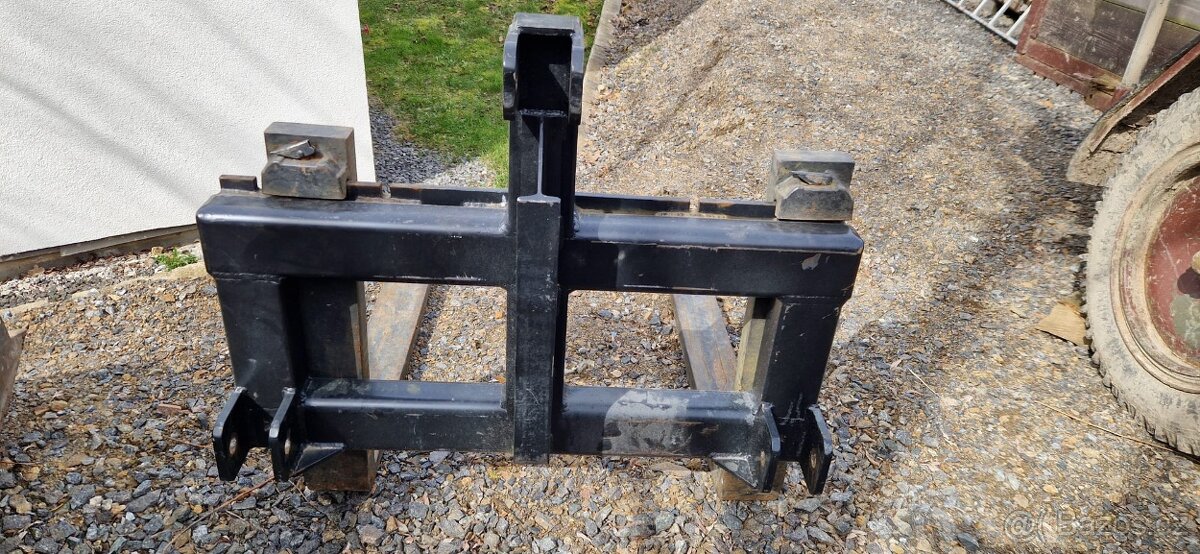 Paletizační vidle Zetor - 3