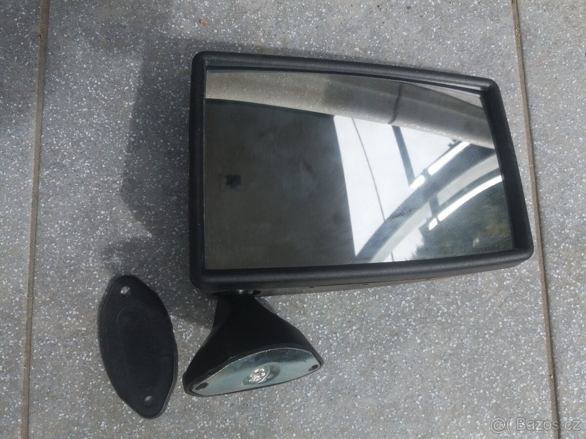 Madlo dveří, pravé zpětné zrcátko ŠKODA 105,120... - 3