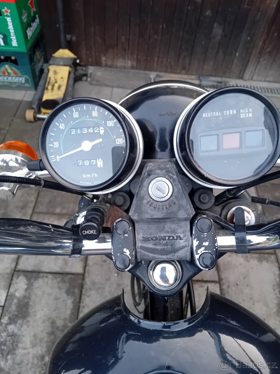 Honda cm125 Custom - 3