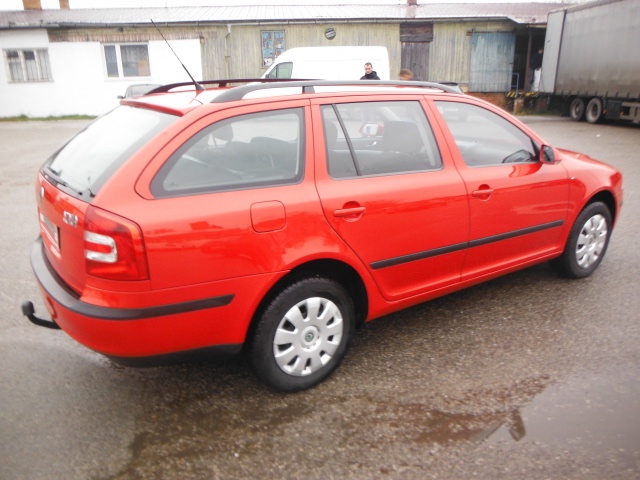 ŠKODA OCTAVIA 2 2.0tdi BKD KDN 8151 - 3