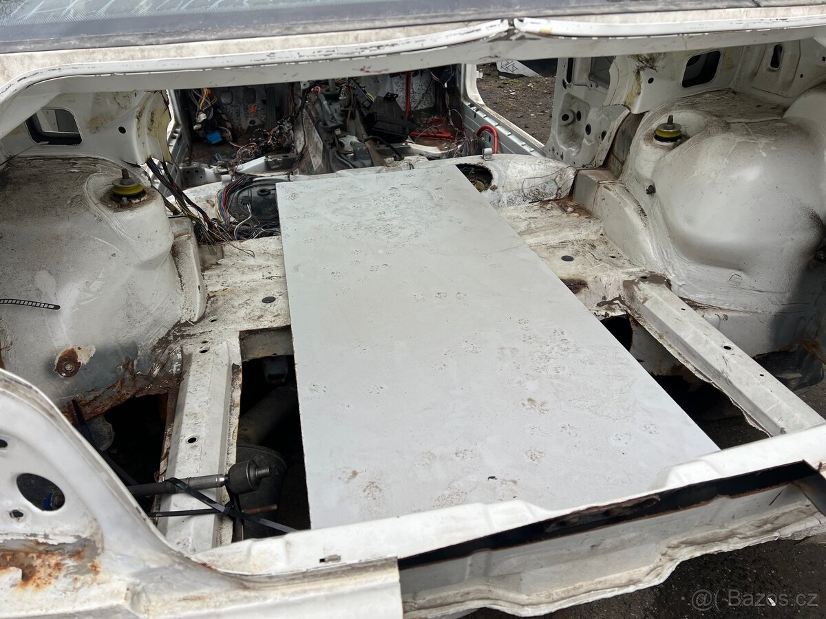 BMW e36 Coupe karoserie - 3