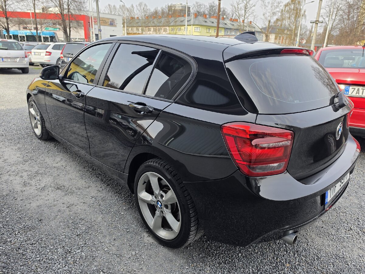 BMW Řada 1
120D Automat - 3