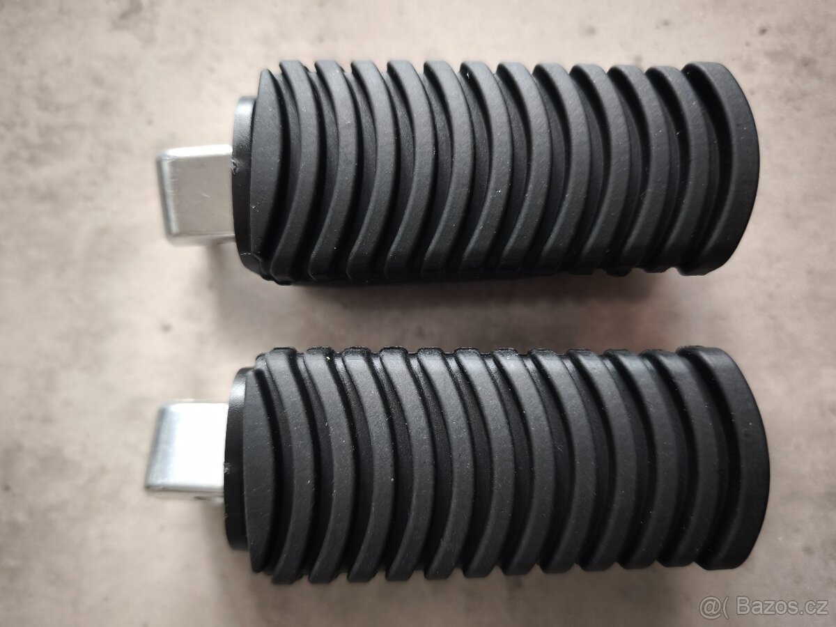 zadní stupačky na BMW - 3