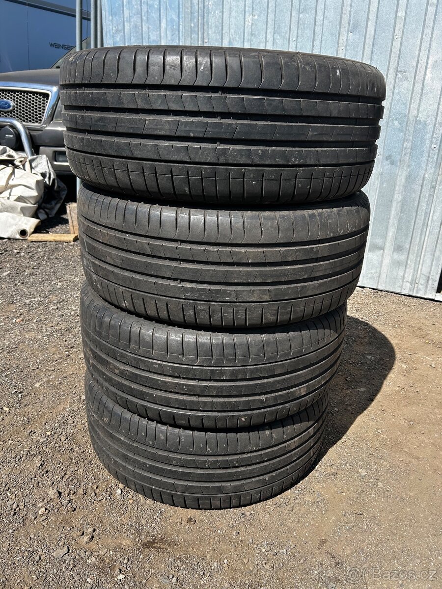 245/35R20 Pirelli P Zero - 3