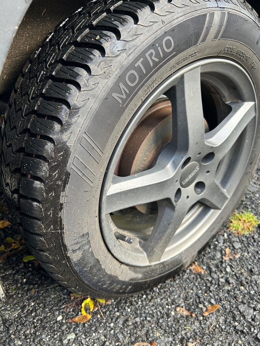 Zimní kola s elektrony – Dacia Jogger (jako nové) - 3