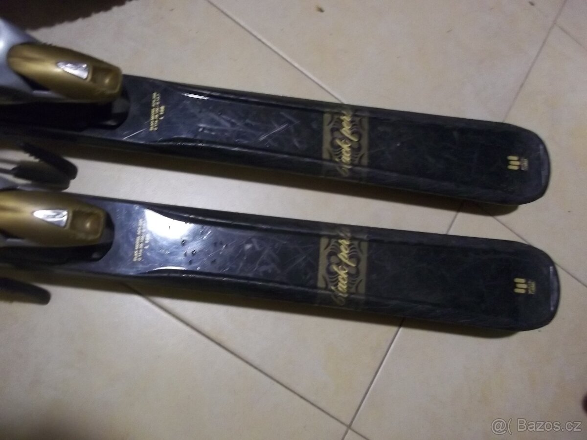 Dámské Carvingové lyže Elan Black Perla 158 cm - 3