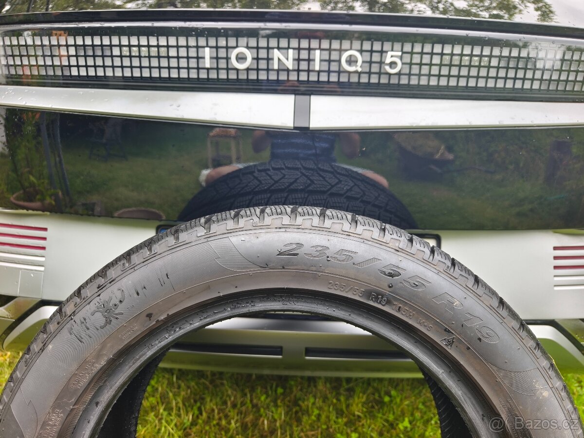 Zimní pneu Pirelli R19 Scorpion - 3