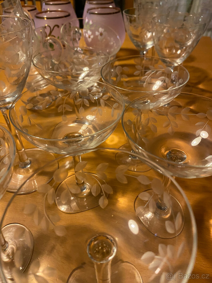 Prodám sklo/pozůstalost... - 3