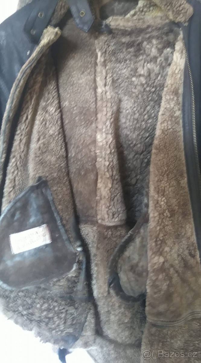 ZIMNÍ KOŽENÁ BUNDA S KOŽEŠINOU A KAPUCÍ - 3