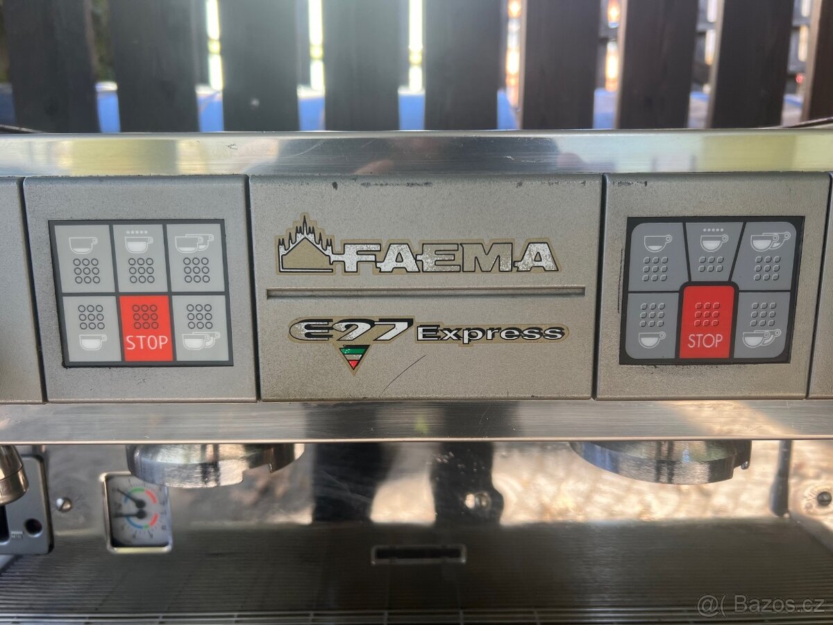 Prodám kombinovaný kávovar FAEMA E97 Express - 3