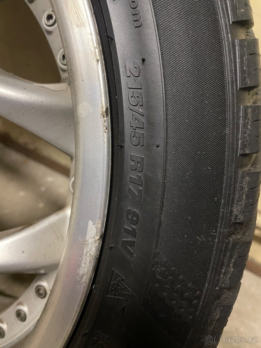 Kola Hyundai coupe - 3