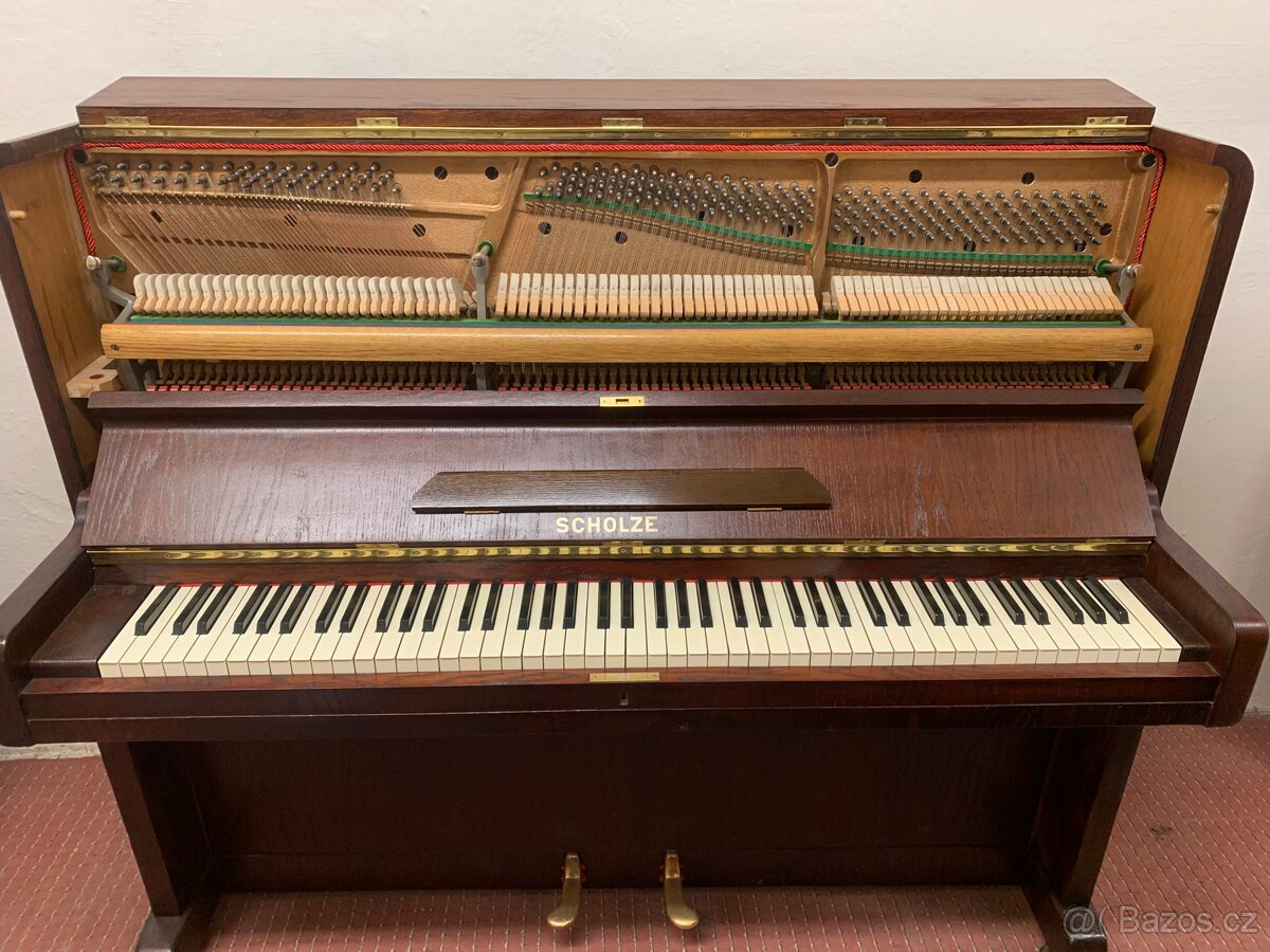 Klavír Scholze - 3