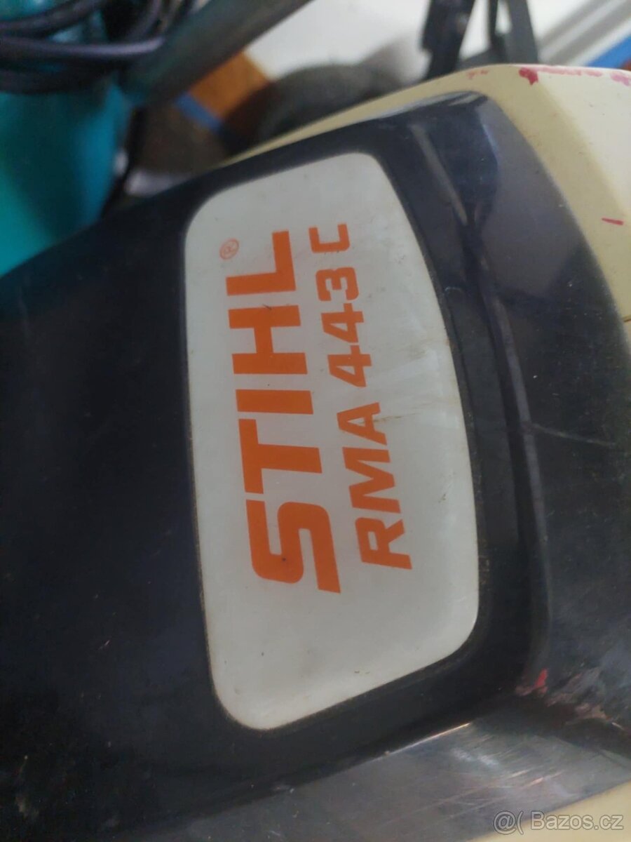 Sekačka STIHL RMA 443 - 3