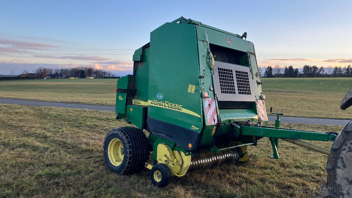 Lis na kulaté balíky John Deere - 3