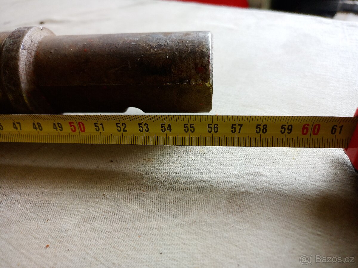 ZETOR 4011 - DÍLY PŘEDNÍ NÁPRAVY - 3