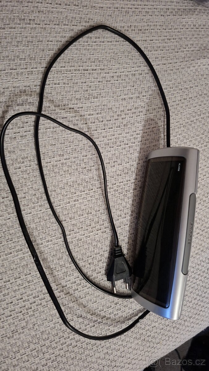 Digitální budík JVD - 3