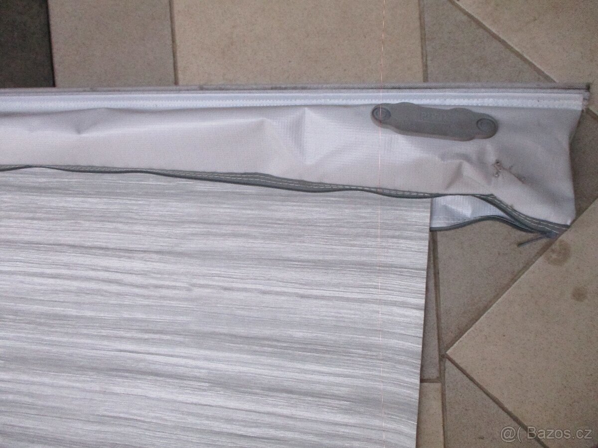 markýza ke karavanu - 3