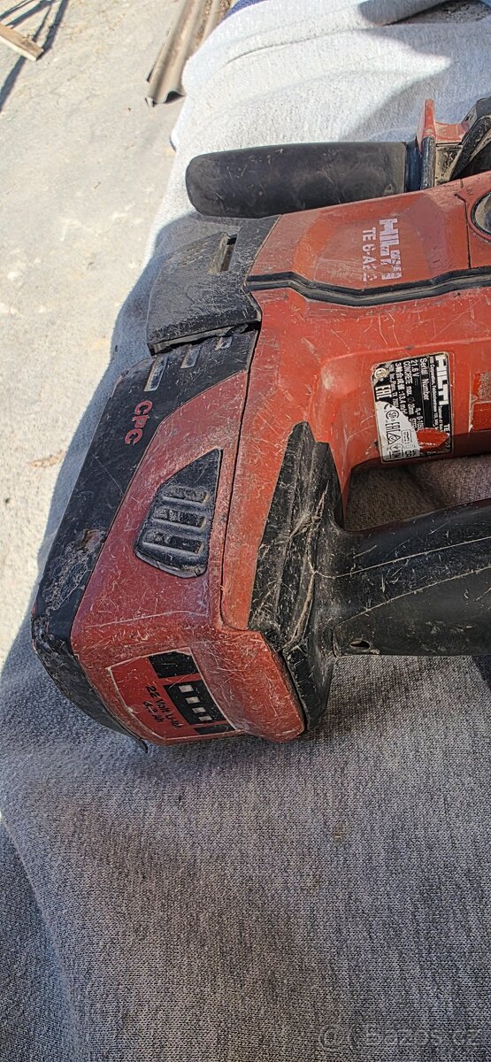 Hilti - 3
