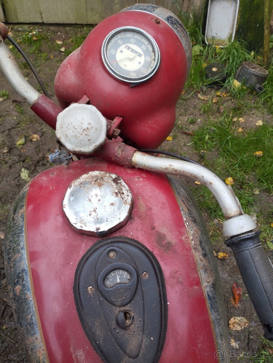 Jawa 350 pérák - 3