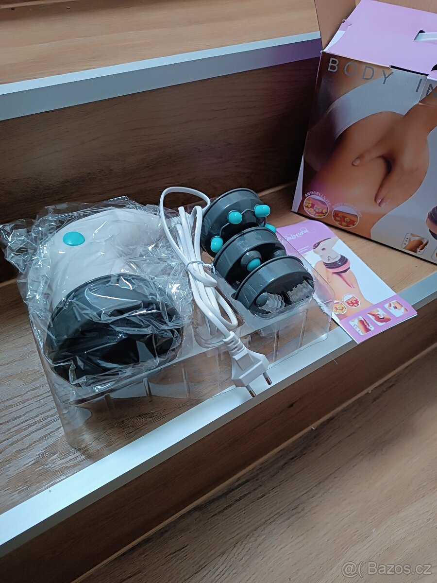 Multifunkční infračervený masážní přístroj 4v1 - 3