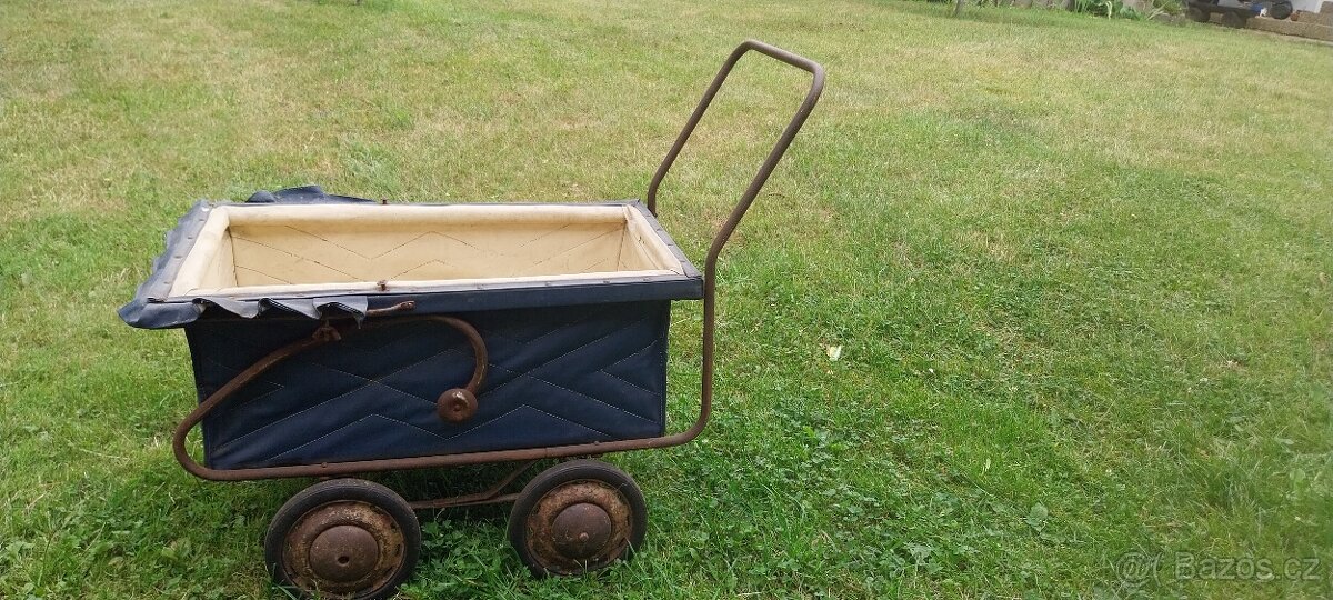 Starý kočárek - 3