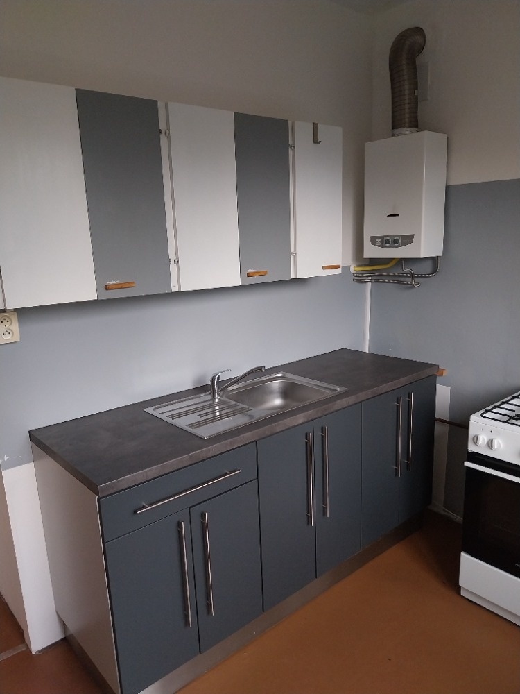 Slunný byt 1+1 v Třinci, ul. Lidická – výborná lokalita - 3