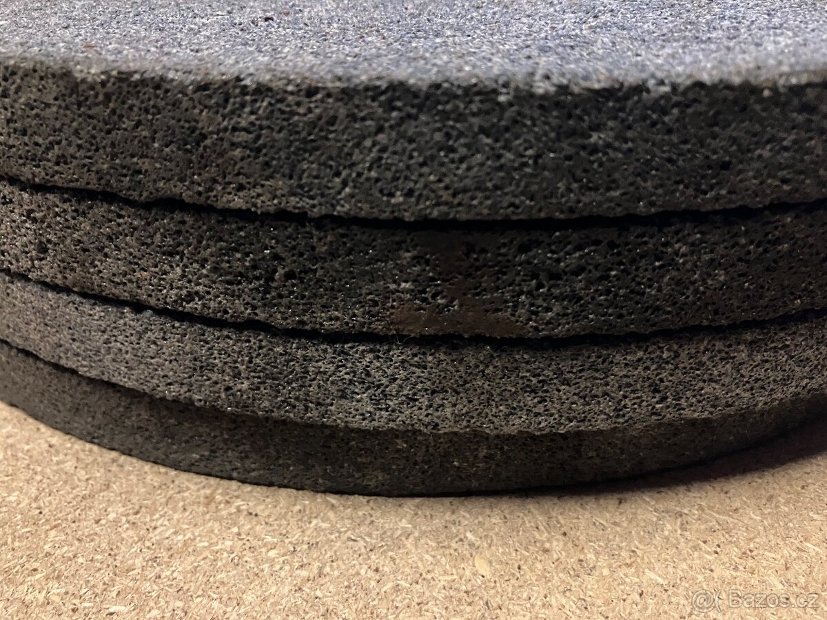 BRUSNÉ KOTOUČE - 3