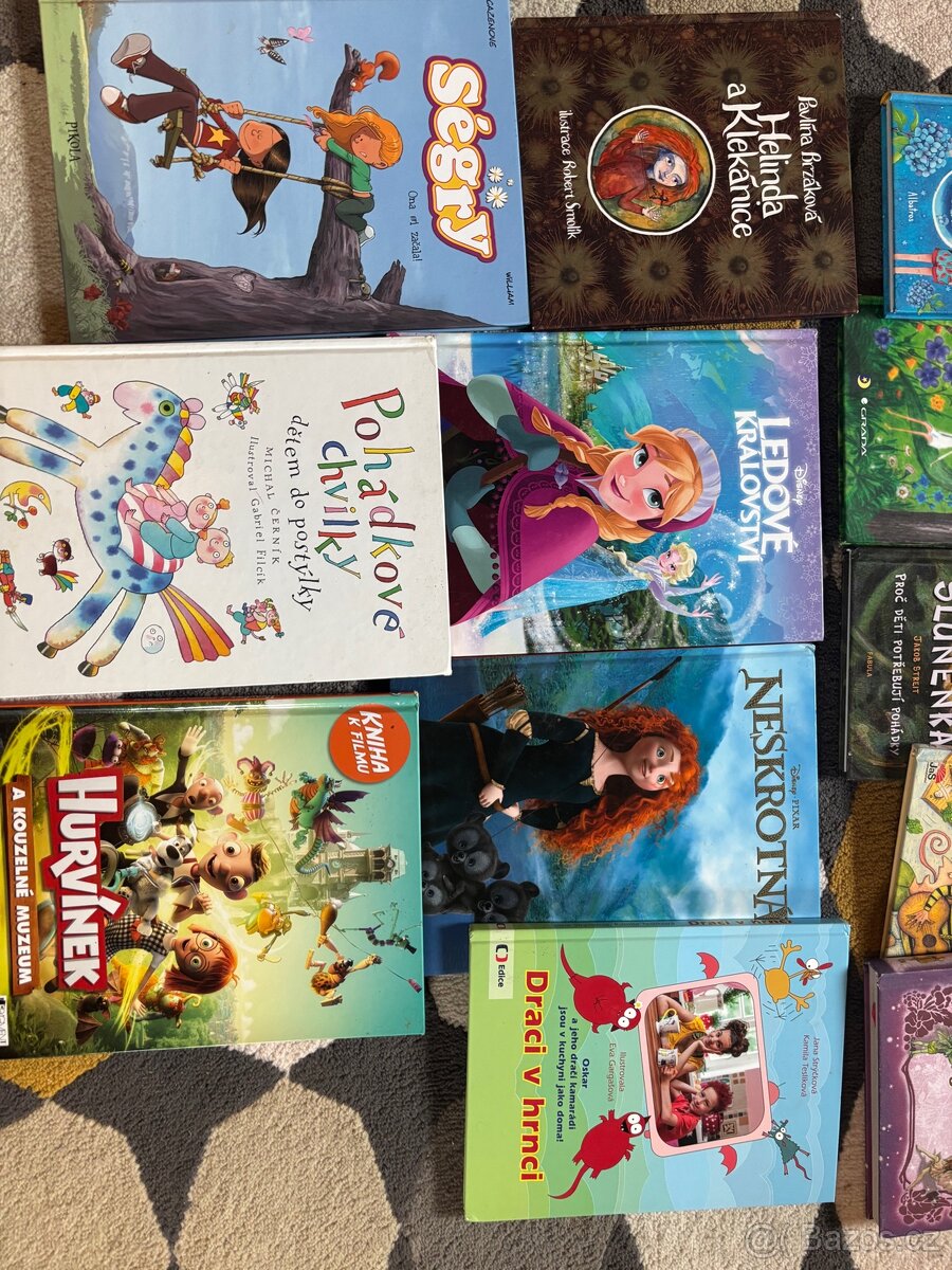 Krásné knihy pro divky do 10 let top stav - 3