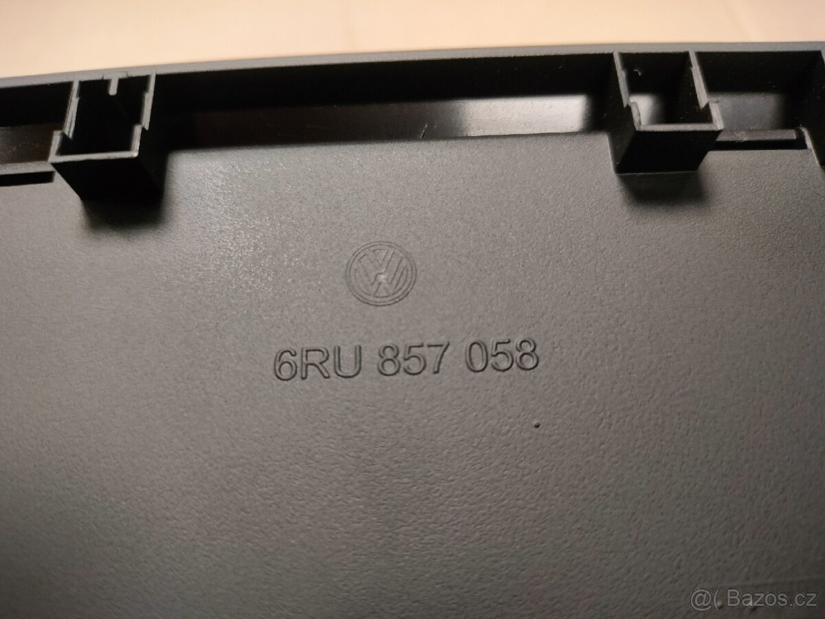 Rámeček pro autorádio VW T6 - 3