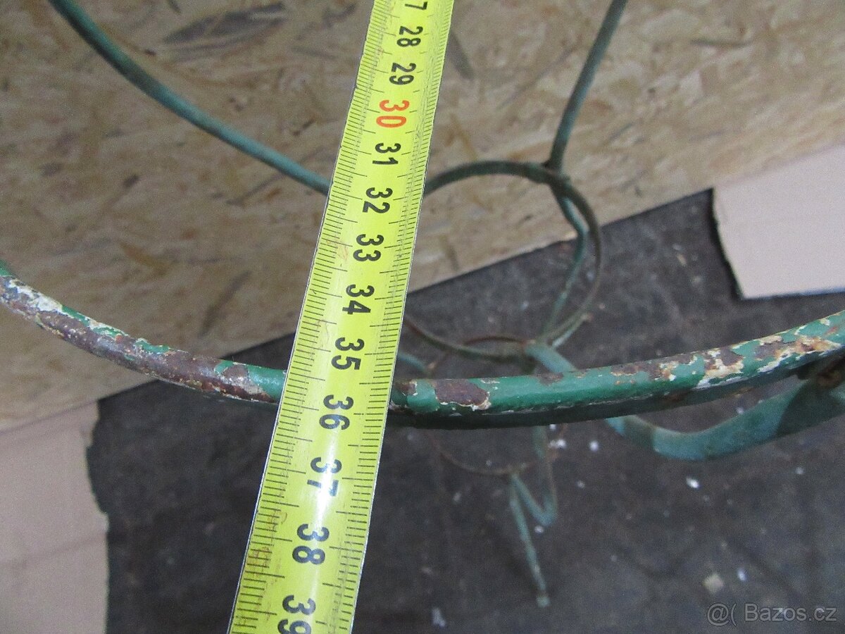 Nabízím starožitny stojan na lavor z 19 stol. Materiál želez - 3