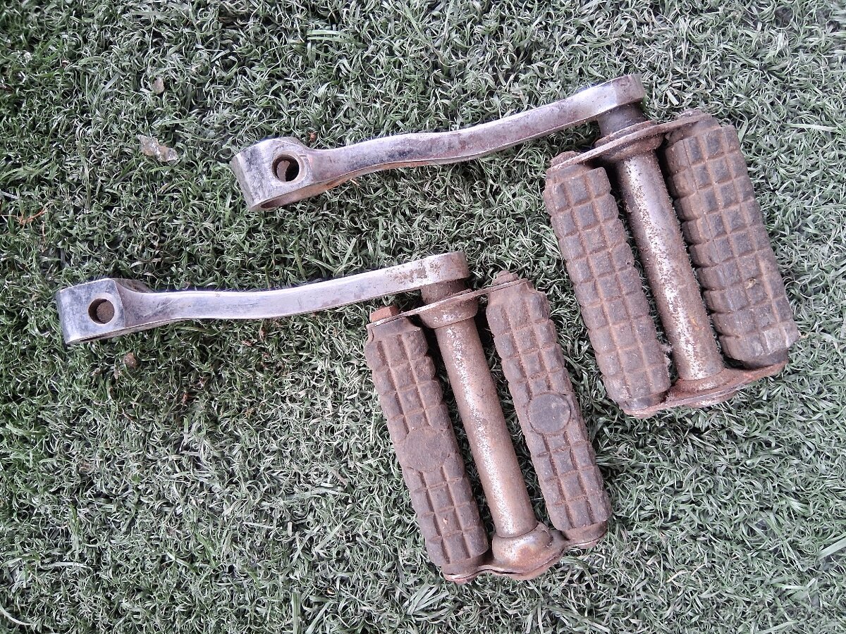 Stadion, Jawetta díly - 3