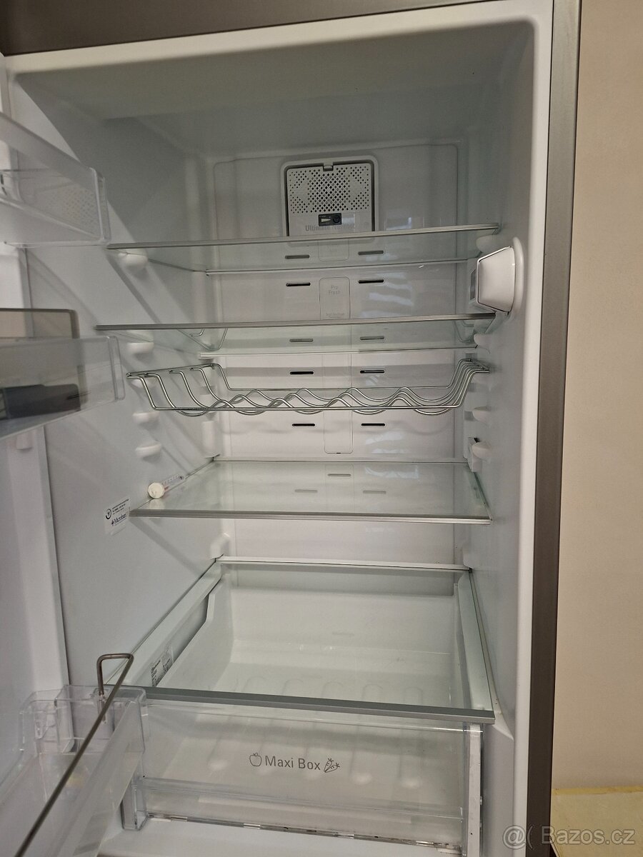 Kombinovana Lednice z mrazakem Bauknecht - 3