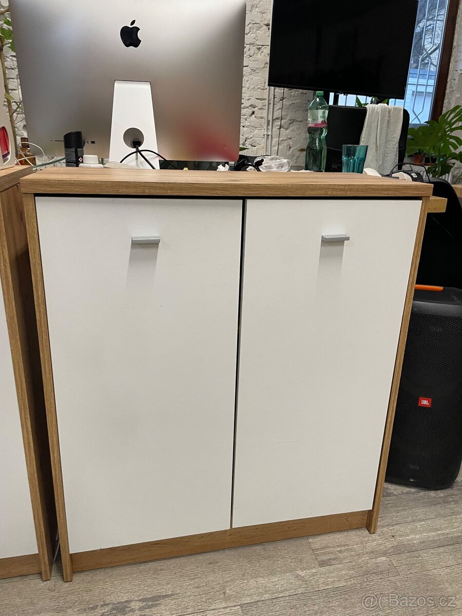 Skříňka 2x (možno koupit i 1) - 3