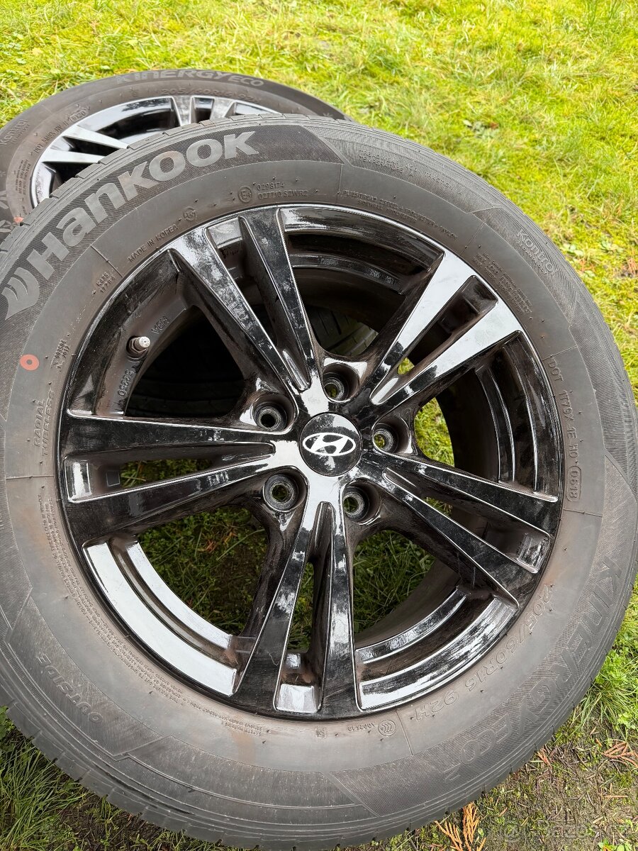 Letní originál alu kola Hyundai Kona 205/60R16 5x114,3 - 3