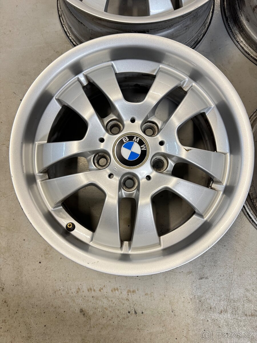 BMW alu kola R16” 5×120 – originál, hezký stav - 3