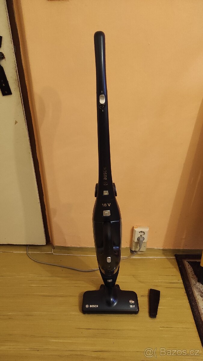 Tyčový vysavač Bosch - 3