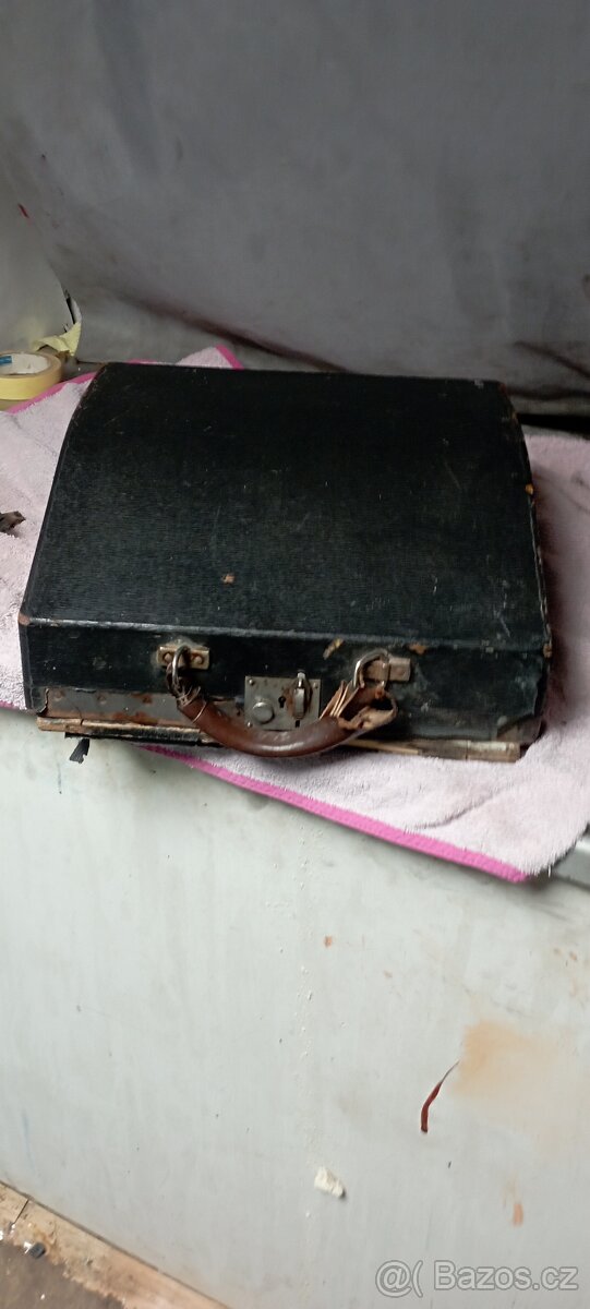 Starý špsaci stroj - 3