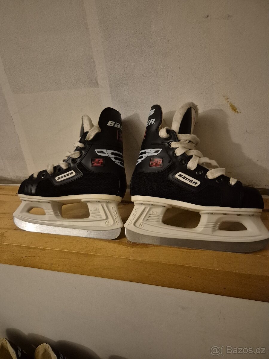 Hokejove Brusle Bauer 31 - 3