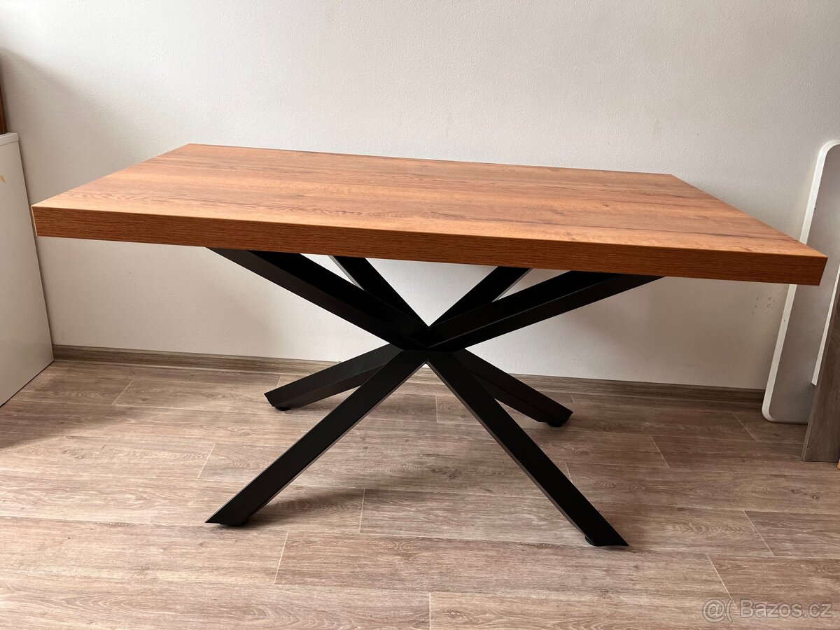 Sleva Stolová kovová podnož - 3