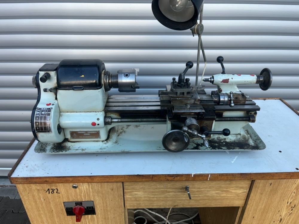 182. Hrotový soustruh MN 80 - 3