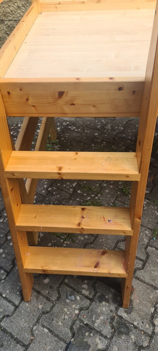 Vyvýšená postel masiv - 3