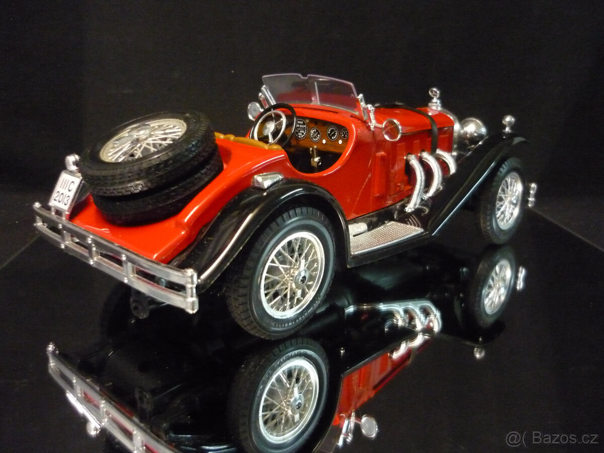 Mercedes Benz SSK červenočerný Bburago 1/18 - 3