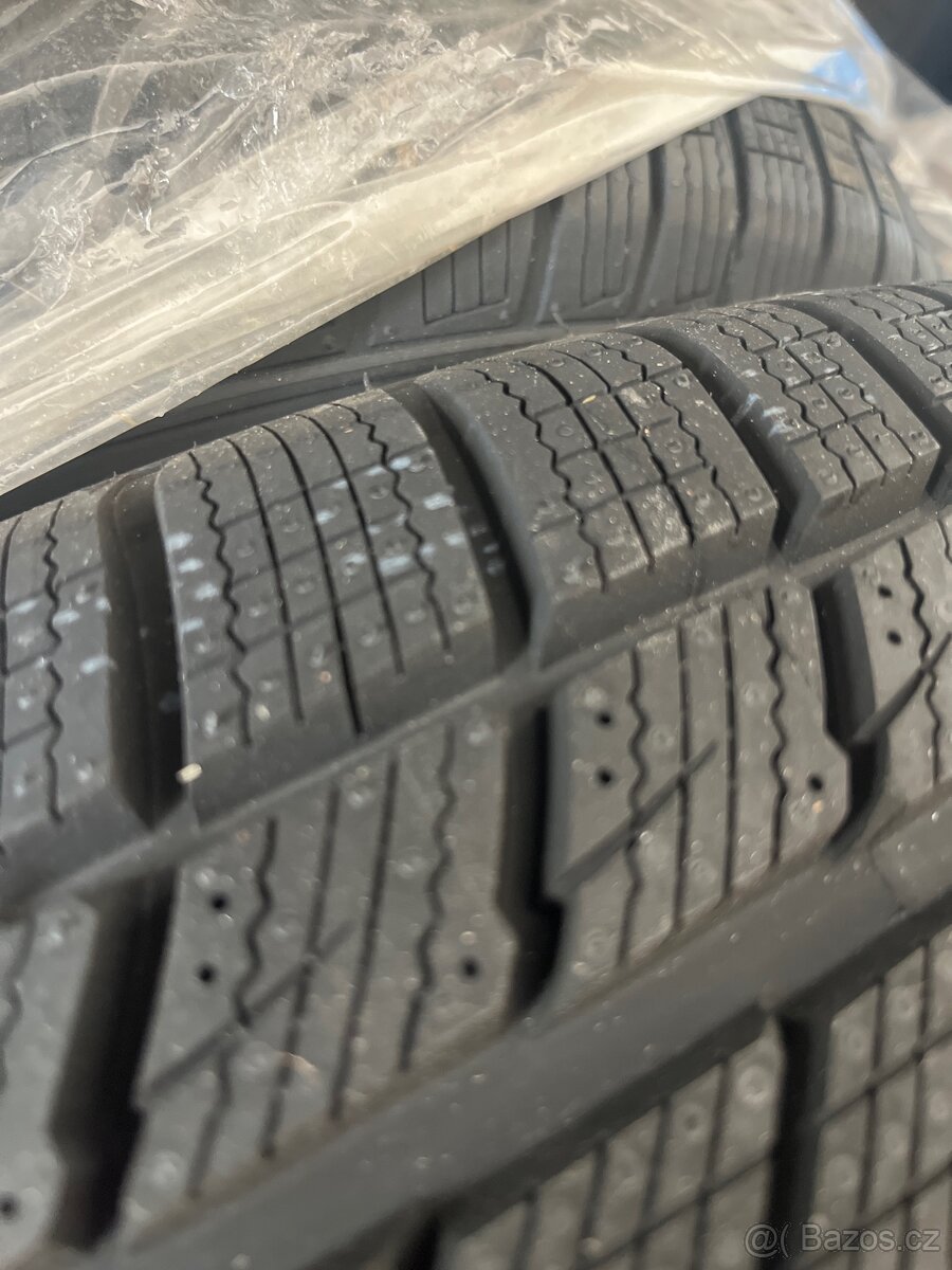 Zimní pneumatiky 225/55 R17 - 3