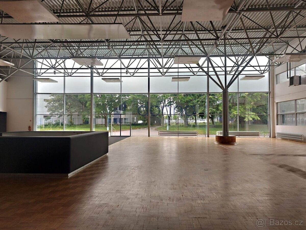 Pronájem obchodního prostoru 1462 m² Za Mototechnou, Praha - - 3