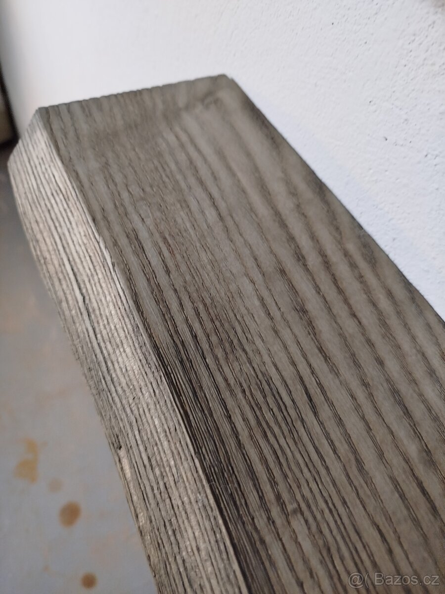 Polička na zeď - 3