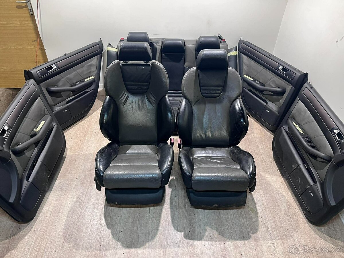 // Interiér Audi A6 C5 combi RS6/S6 Recaro // - 3