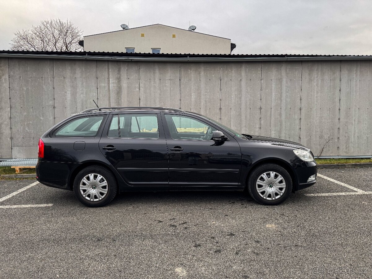(PRODÁNO) Škoda Octavia 2 1.6 TDI 2012 Combi,Temp,Serviska - 3