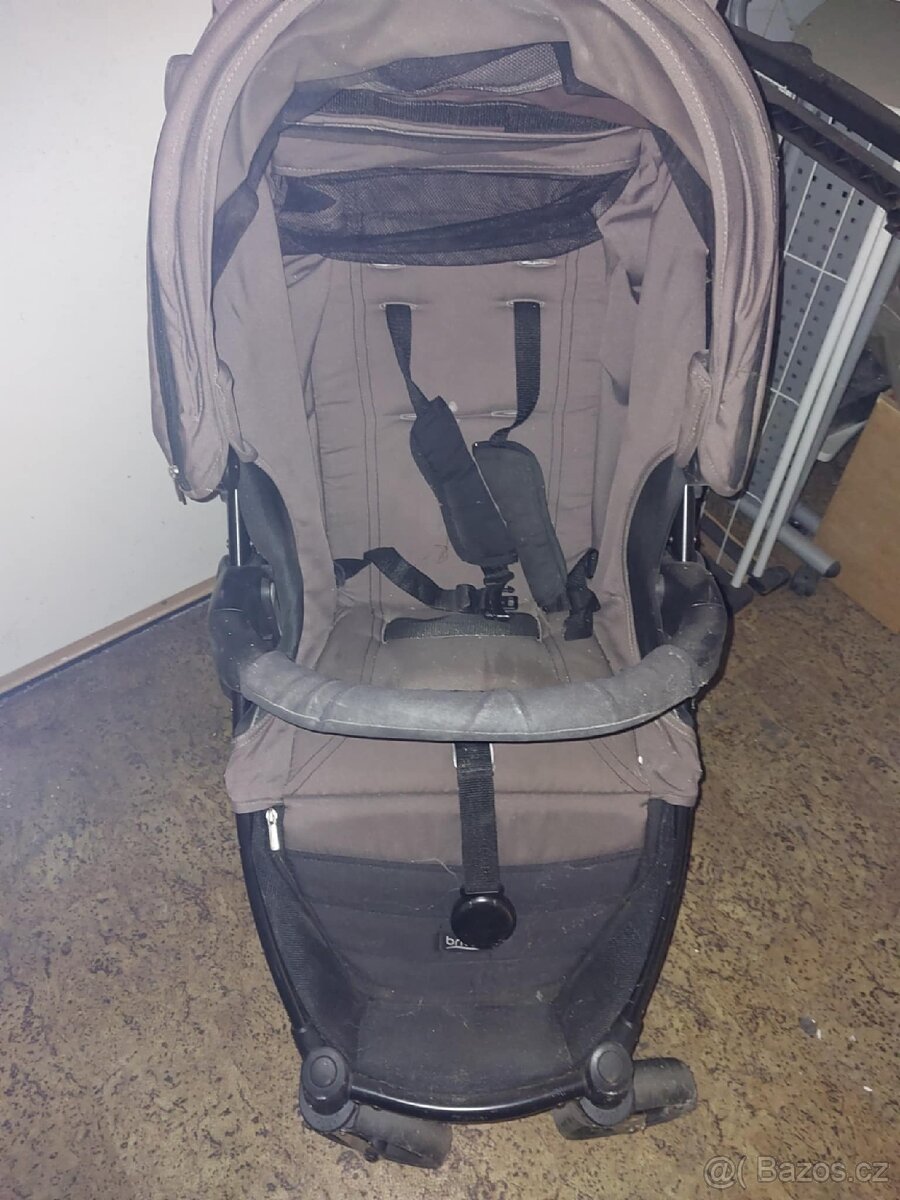 Kočárek Britax - 3