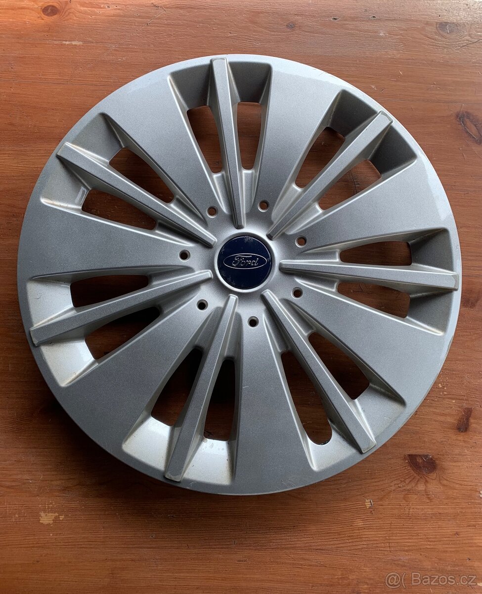 Poklice Ford Focus 16 - 3